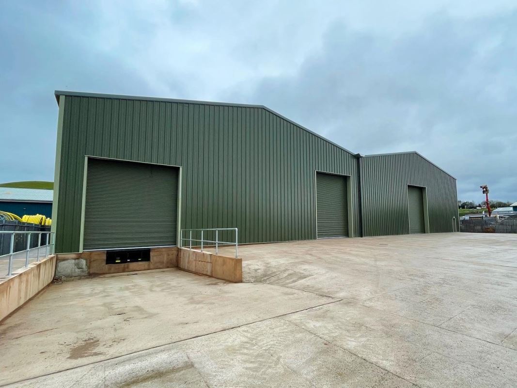 Roller-Door Maintenance: Legal Commitments and Legislative Guidelines